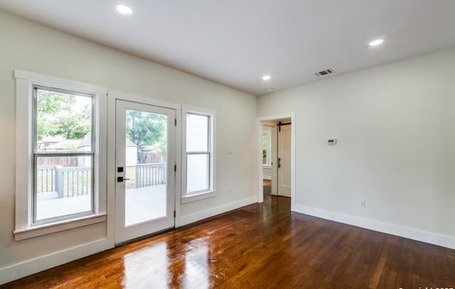 2007 W Mistletoe Ave, San Antonio, TX 78201 — photo 10