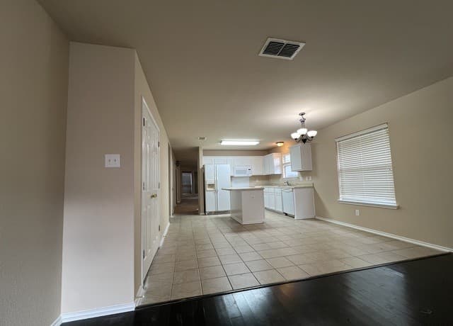 8952  Scarlet Creek, Universal City, TX 78148 — photo 10