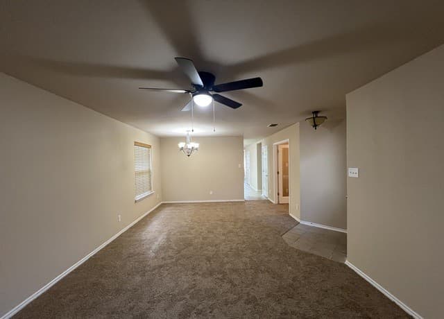 8952  Scarlet Creek, Universal City, TX 78148 — photo 4