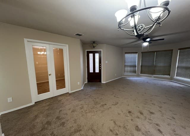 8952  Scarlet Creek, Universal City, TX 78148 — photo 5