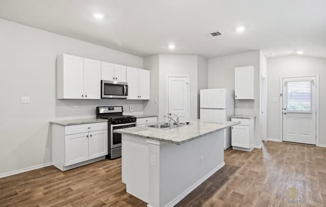 12226  Mulberry Crk, San Antonio, TX 78245 — photo 8