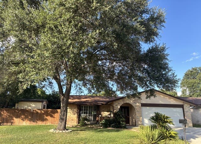 6850  Mickey Mantle Dr