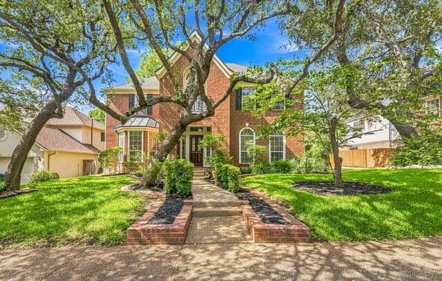 22  Benchwood Cir