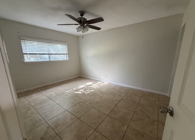 8707  Tamarisk, San Antonio, TX 78240 — photo 12