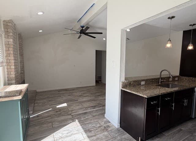 8707  Tamarisk, San Antonio, TX 78240 — photo 7