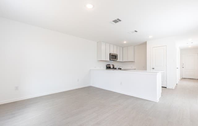 6749  Marble Rdg, Elmendorf, TX 78112 — photo 9