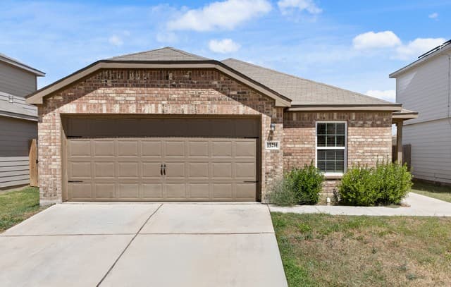 15214  Harbor Lndg