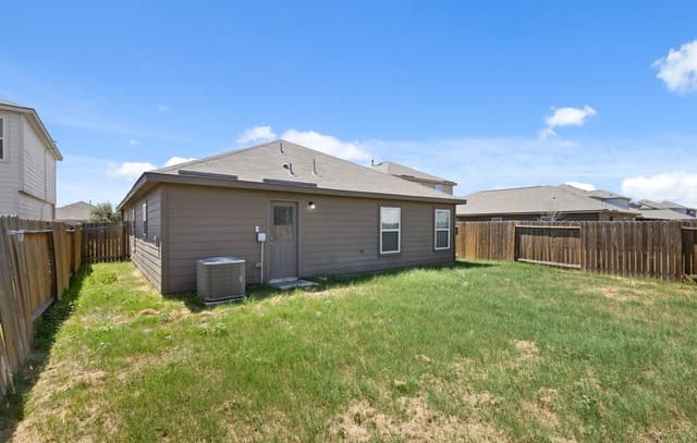 15214  Harbor Lndg, Von Ormy, TX 78073 — photo 20
