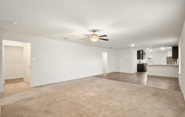 15214  Harbor Lndg, Von Ormy, TX 78073 — photo 5
