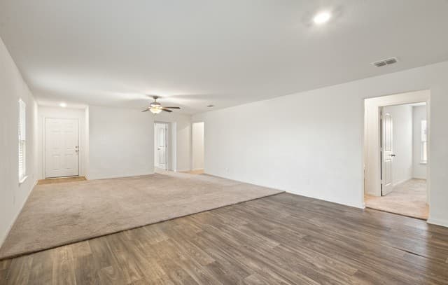 15214  Harbor Lndg, Von Ormy, TX 78073 — photo 6