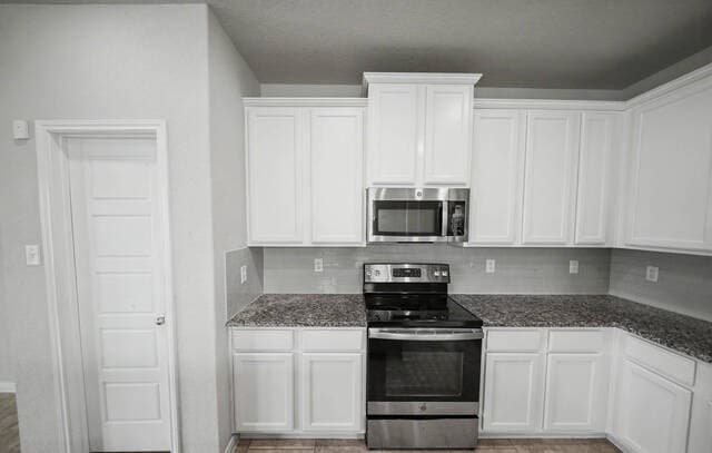 6810  Comanche Band, San Antonio, TX 78233 — photo 13