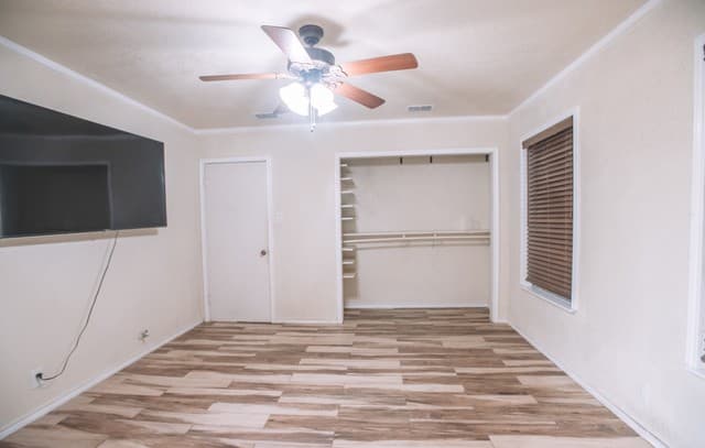 206  University, San Antonio, TX 78201 — photo 12
