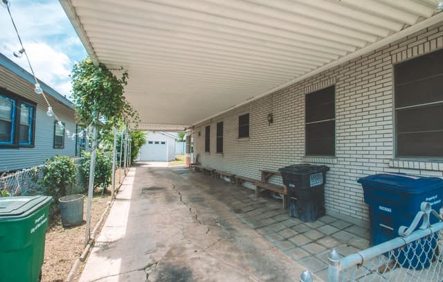 206  University, San Antonio, TX 78201 — photo 15