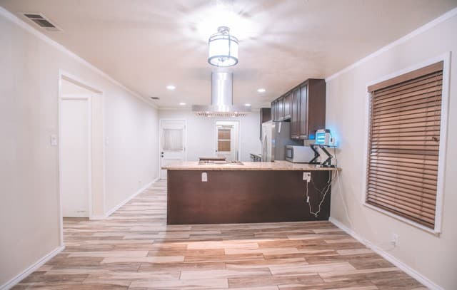 206  University, San Antonio, TX 78201 — photo 3