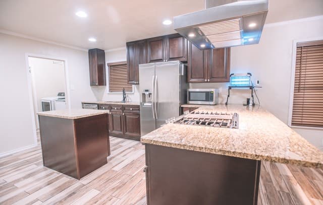 206  University, San Antonio, TX 78201 — photo 4