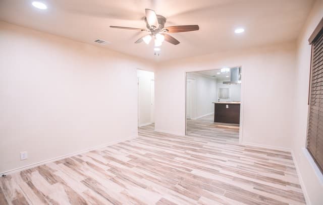 206  University, San Antonio, TX 78201 — photo 5