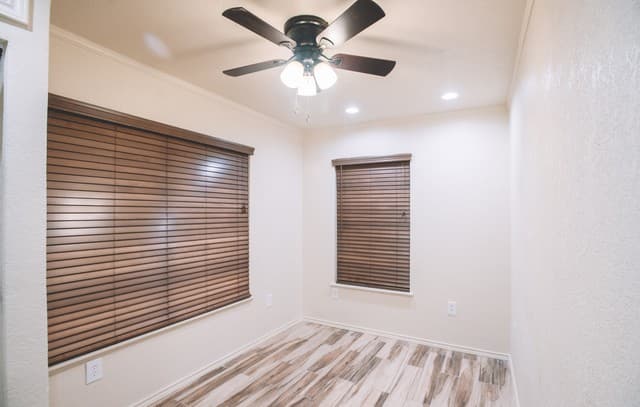 206  University, San Antonio, TX 78201 — photo 6