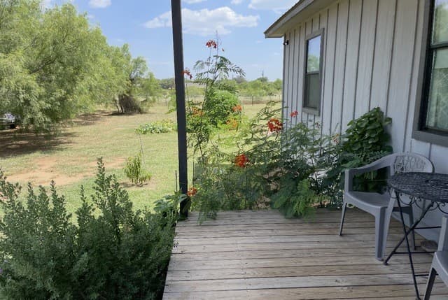 675  County Rd 1629, Moore, TX 78057 — photo 4