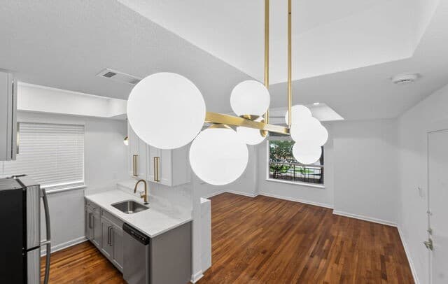 1635  W Mulberry Ave Unit 206, San Antonio, TX 78201 — photo 13