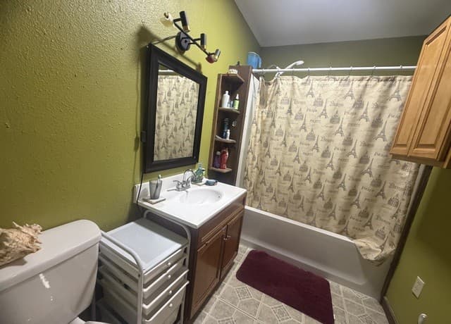 2366  Royal Oaks, Poteet, TX 78065 — photo 13