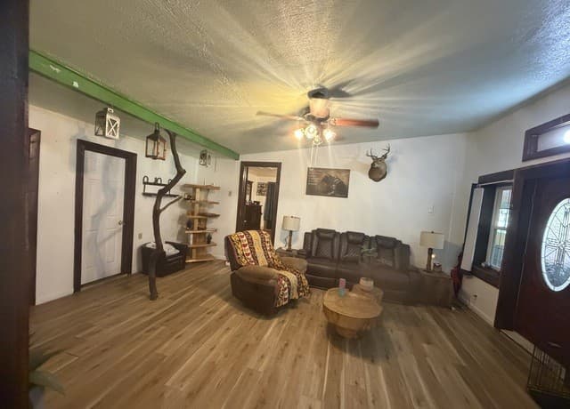 2366  Royal Oaks, Poteet, TX 78065 — photo 7