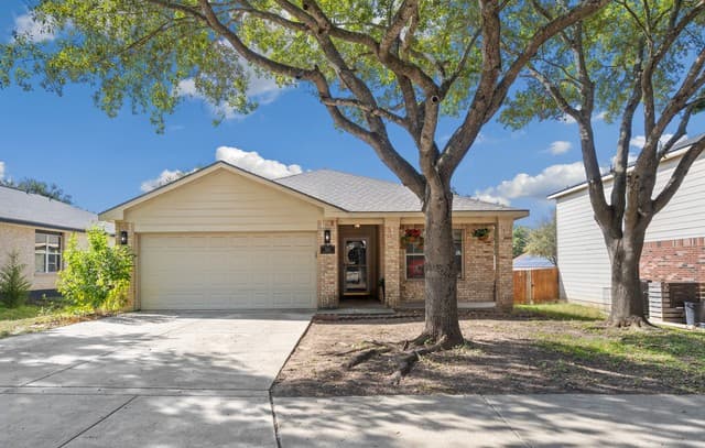 3953 Brook Hollow Dr