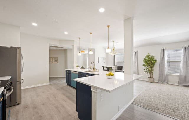 3953  Brook Hollow Dr, Schertz, TX 78154 — photo 6