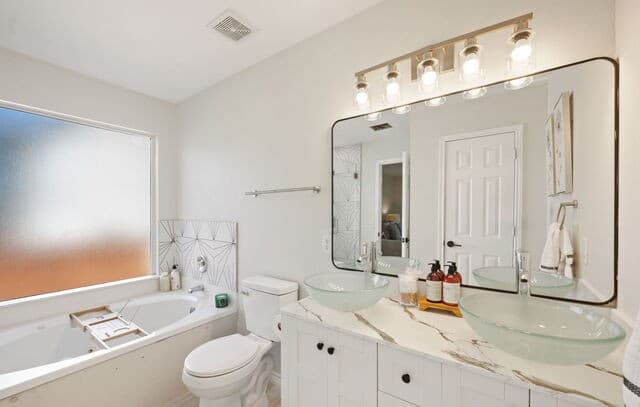 3953  Brook Hollow Dr, Schertz, TX 78154 — photo 8