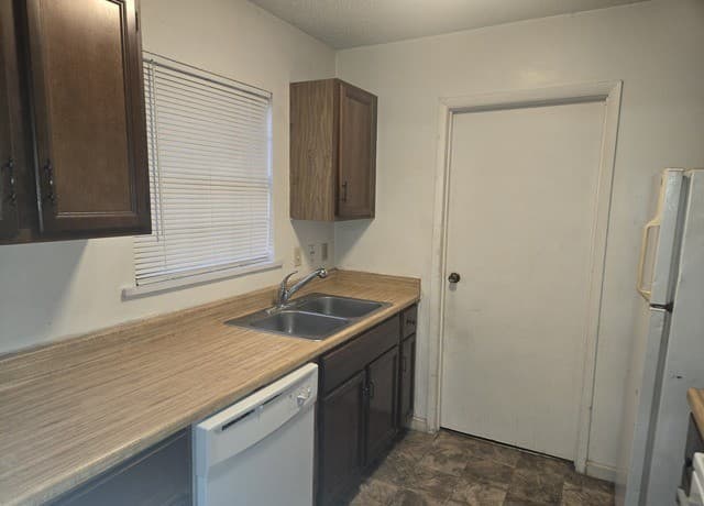 320  Station St Unit 101, Converse, TX 78109 — photo 11
