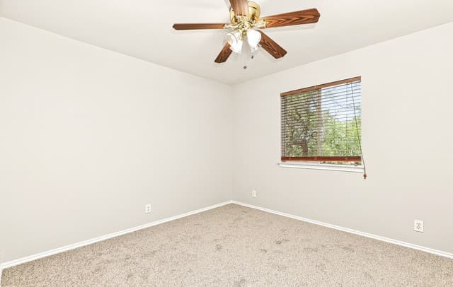 13506  Topaz Lk, Helotes, TX 78023 — photo 12