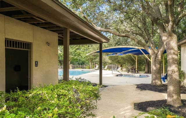 13506  Topaz Lk, Helotes, TX 78023 — photo 21