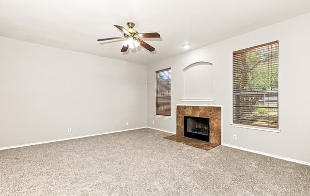 13506  Topaz Lk, Helotes, TX 78023 — photo 4