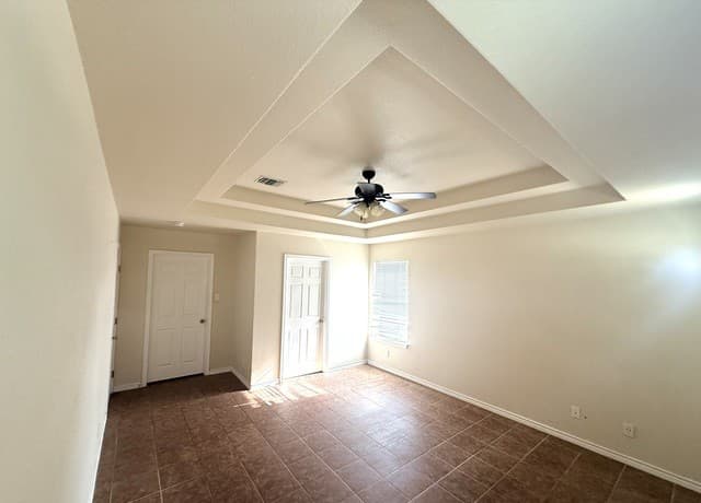 116  Palomino Trail, Natalia, TX 78059 — photo 11