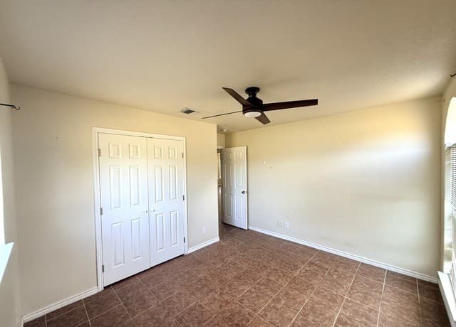 116  Palomino Trail, Natalia, TX 78059 — photo 15