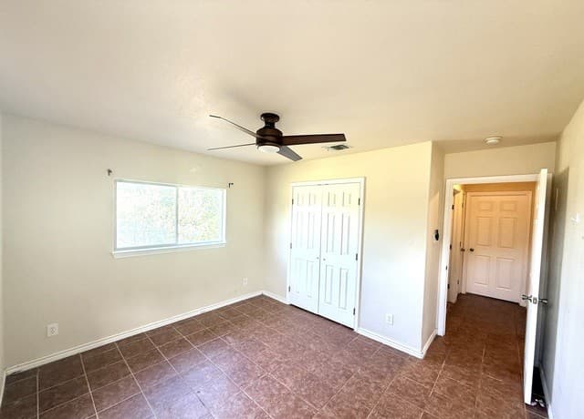 116  Palomino Trail, Natalia, TX 78059 — photo 16