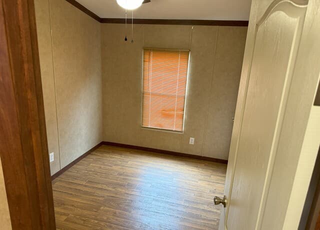 385 W County Road 5719, Devine, TX 78016 — photo 7