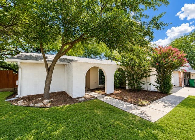 510  Michelle Dr