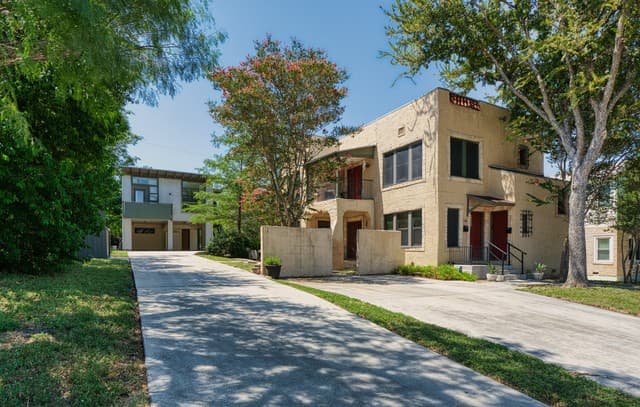 526  Pershing Ave Unit A, San Antonio, TX 78209 — photo 2