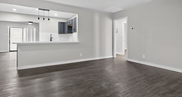 219  Leonidas Dr, San Antonio, TX 78220 — photo 3