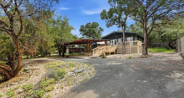 326  Cedar Dr, Canyon Lake, TX 78133 — photo 2