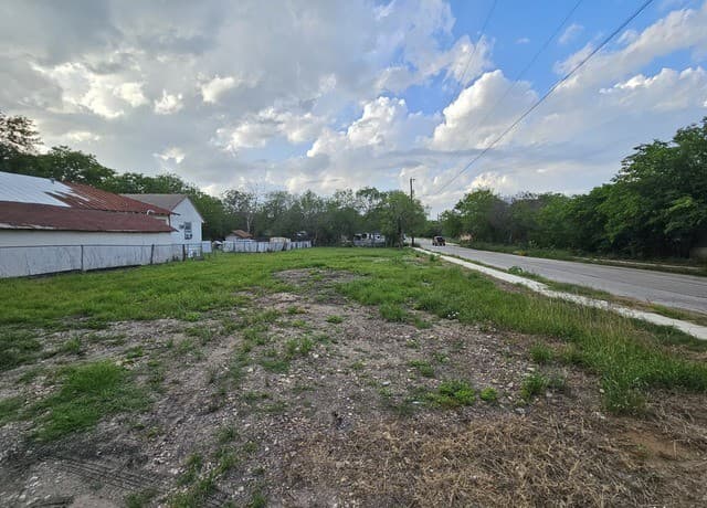 223  Coleman St, San Antonio, TX 78208 — photo 10