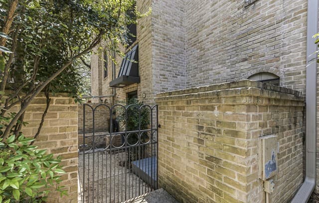 5403 N New Braunfels Ave Unit 12, San Antonio, TX 78209 — photo 2