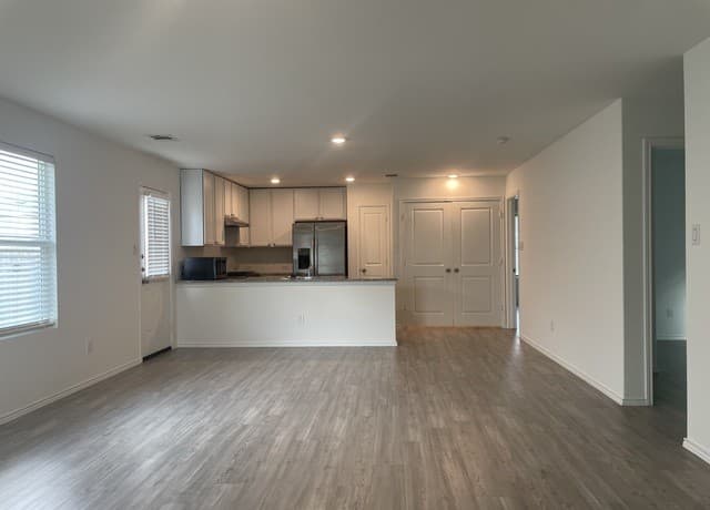 10311  Devon Wheel St, San Antonio, TX 78254 — photo 3