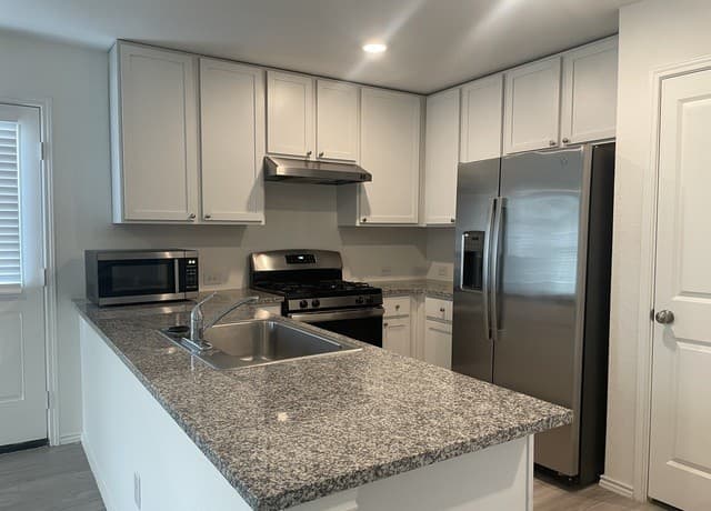 10311  Devon Wheel St, San Antonio, TX 78254 — photo 4