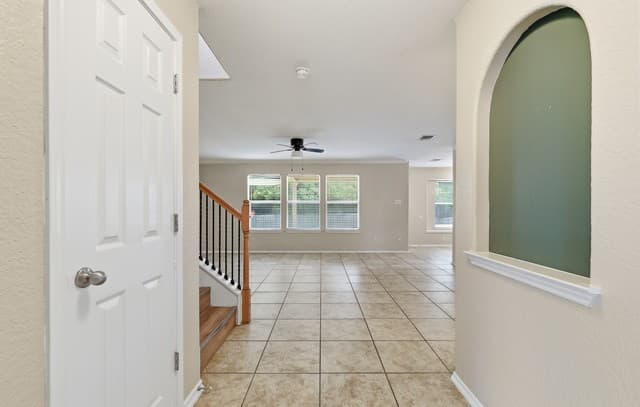 10202  Roseangel Ln, Helotes, TX 78023 — photo 4