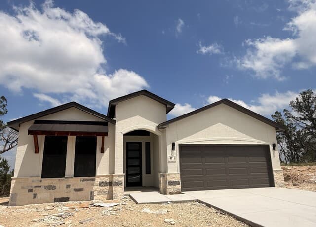 4111 Summit Place