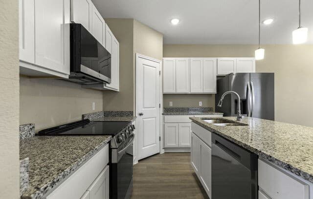 10614  Kiana Way Unit 102, Converse, TX 78109 — photo 4