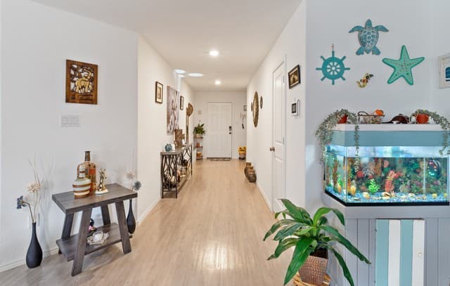 6910  Stellar Cv, San Antonio, TX 78252 — photo 7
