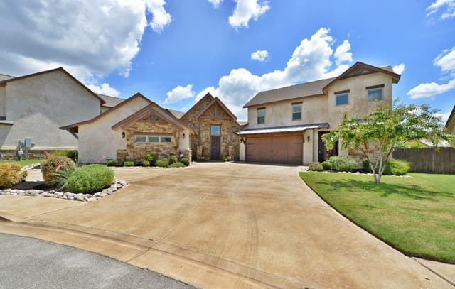 1223  Gruene Valley Cir