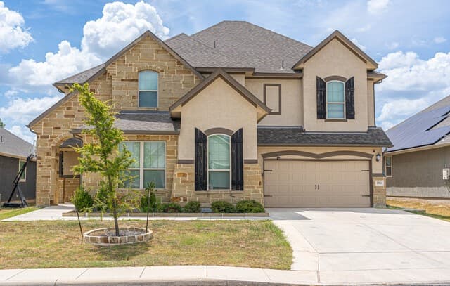 19111  Mountain Pl